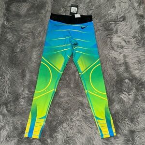 Brand new Nike tight of the moment Nike pro XS